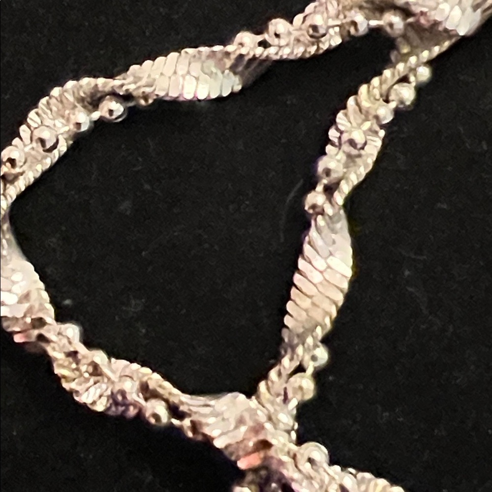 SILVER TWISTED NECKLACE 24in - Picture 3 of 3